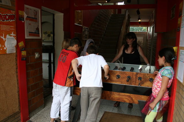 gal/2010/2010 Saitentwist Abschied Duererschule 9.7/2010 Saitentwist Duererschule Abschied 4.Kl. 9.Juli Im Coffee Cor 020.jpg